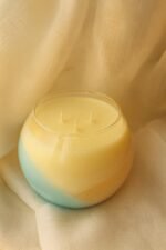 Tricolor Harmony in Round Glass Bowl