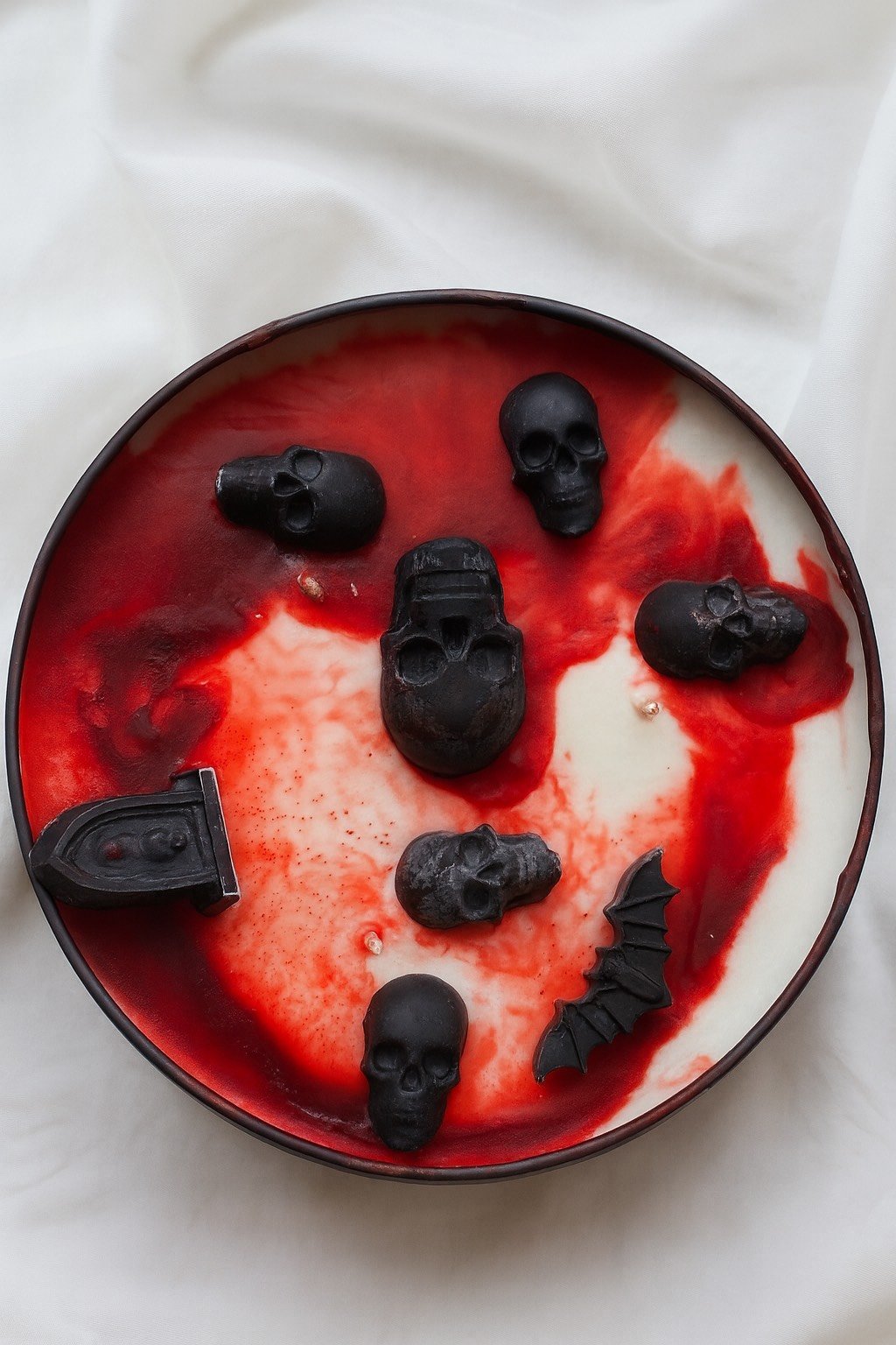 9C8A43D5-391F-400A-A0A6-B7F9F1F91EC1 Midnight Haunt Glow - Image 1